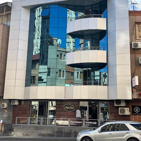 Friendly Hotel Ереван Экстерьер фото