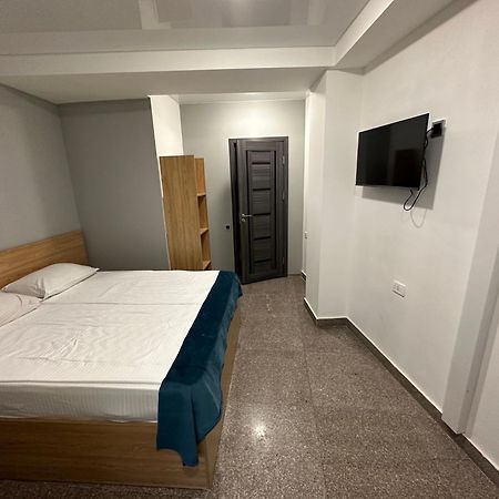 Friendly Hotel Ереван Экстерьер фото