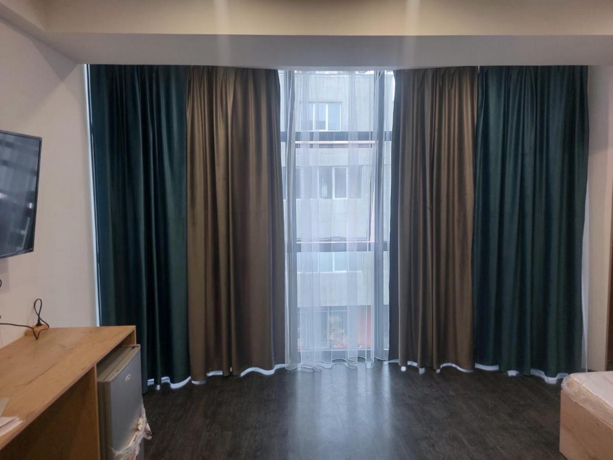 Friendly Hotel Ереван Экстерьер фото