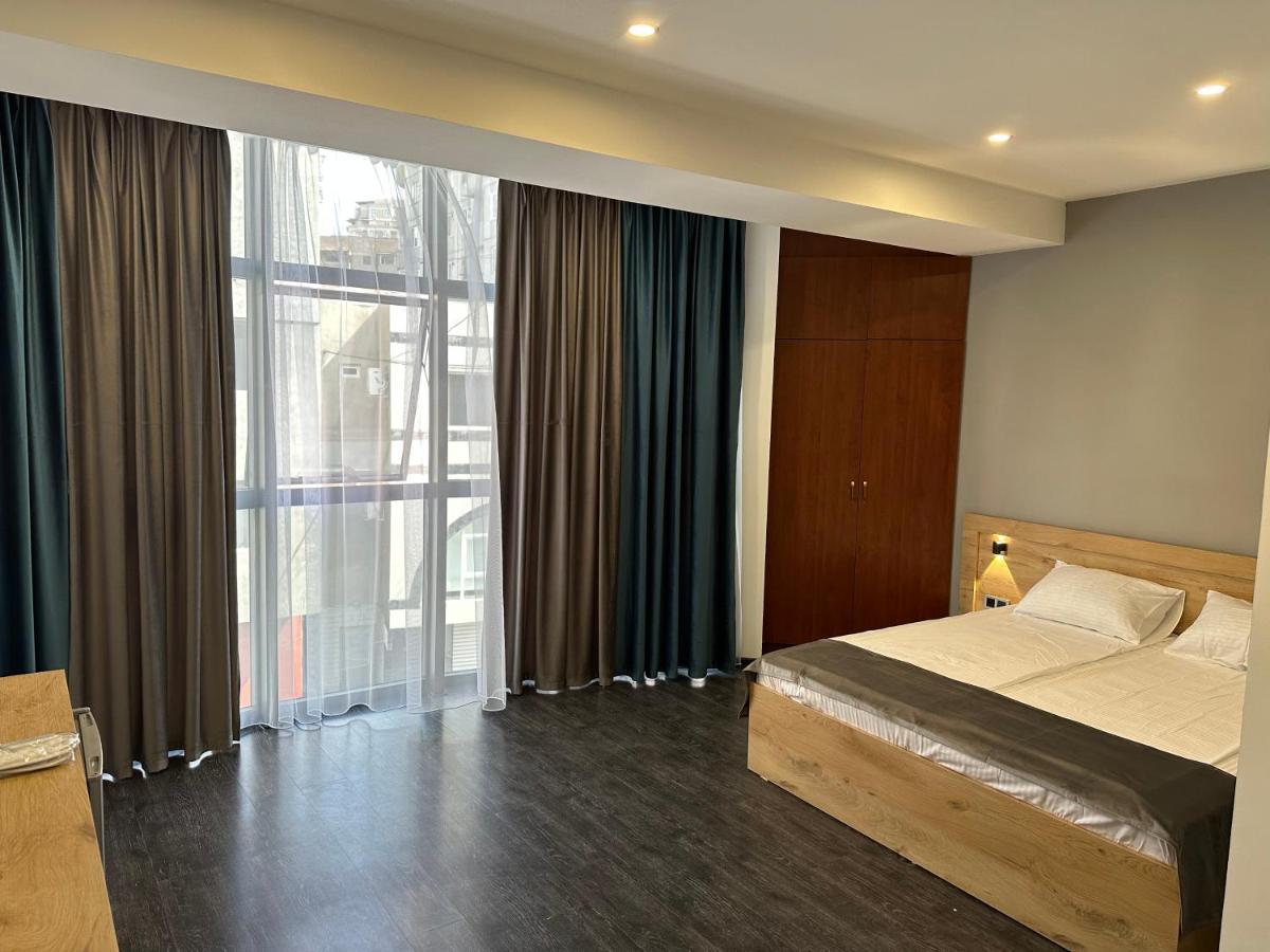 Friendly Hotel Ереван Экстерьер фото