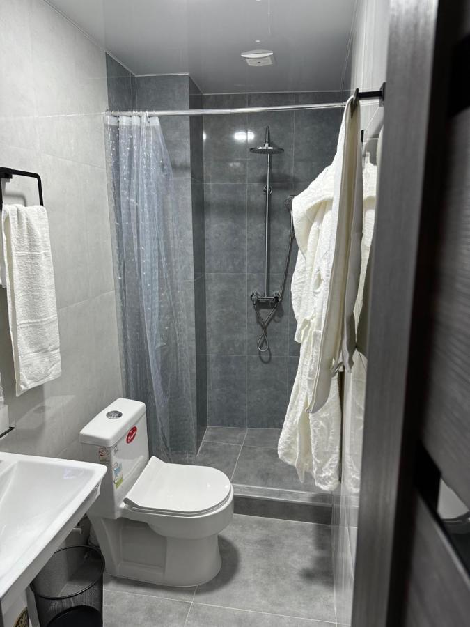 Friendly Hotel Ереван Экстерьер фото