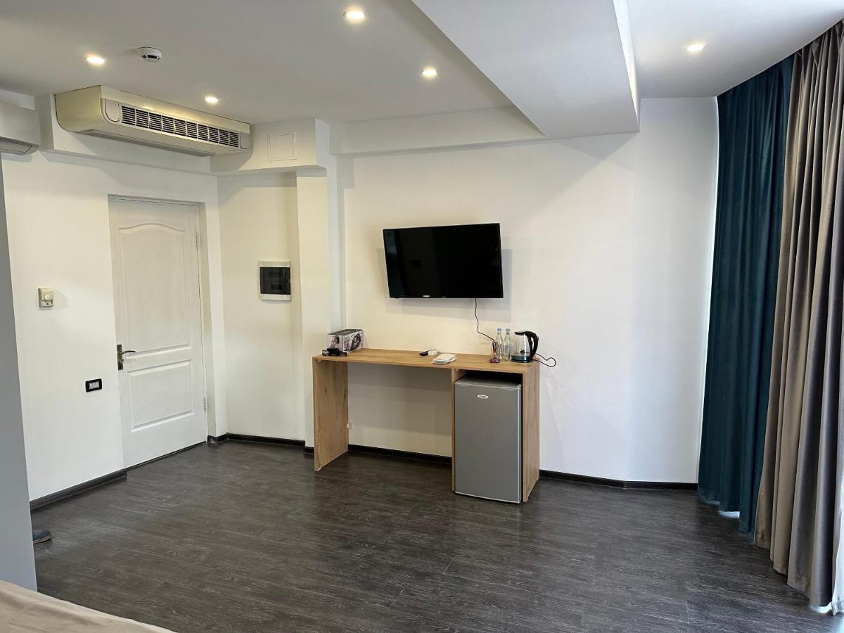 Friendly Hotel Ереван Экстерьер фото