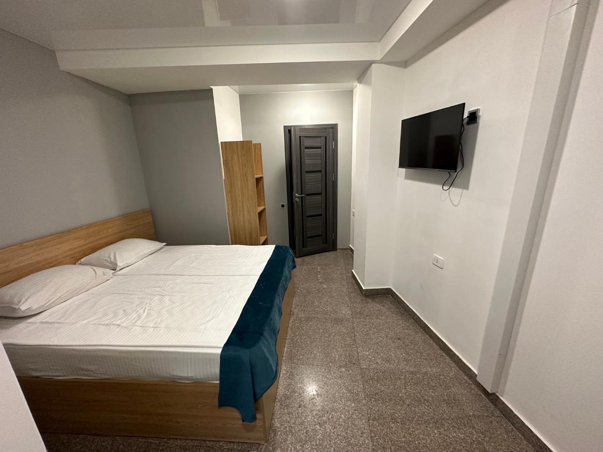 Friendly Hotel Ереван Экстерьер фото